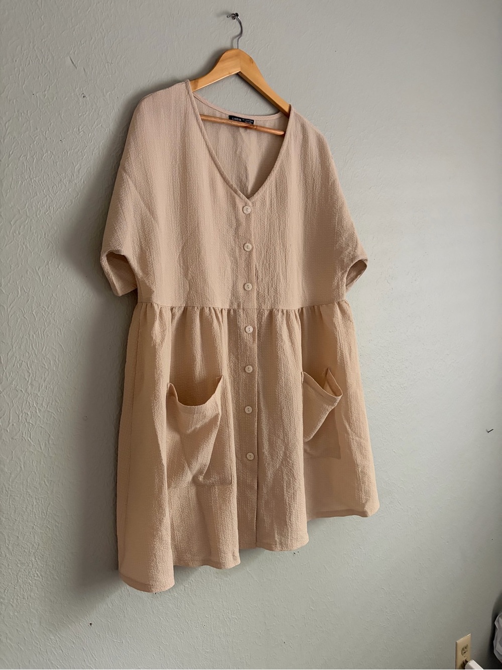 Cream Textured Smock Dress - Picture 2 of 4